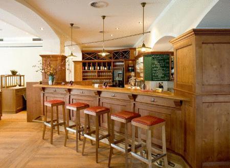 Hotel Gasthof Neumayr โอแบร์ทรุม อัม เซ ภายนอก รูปภาพ