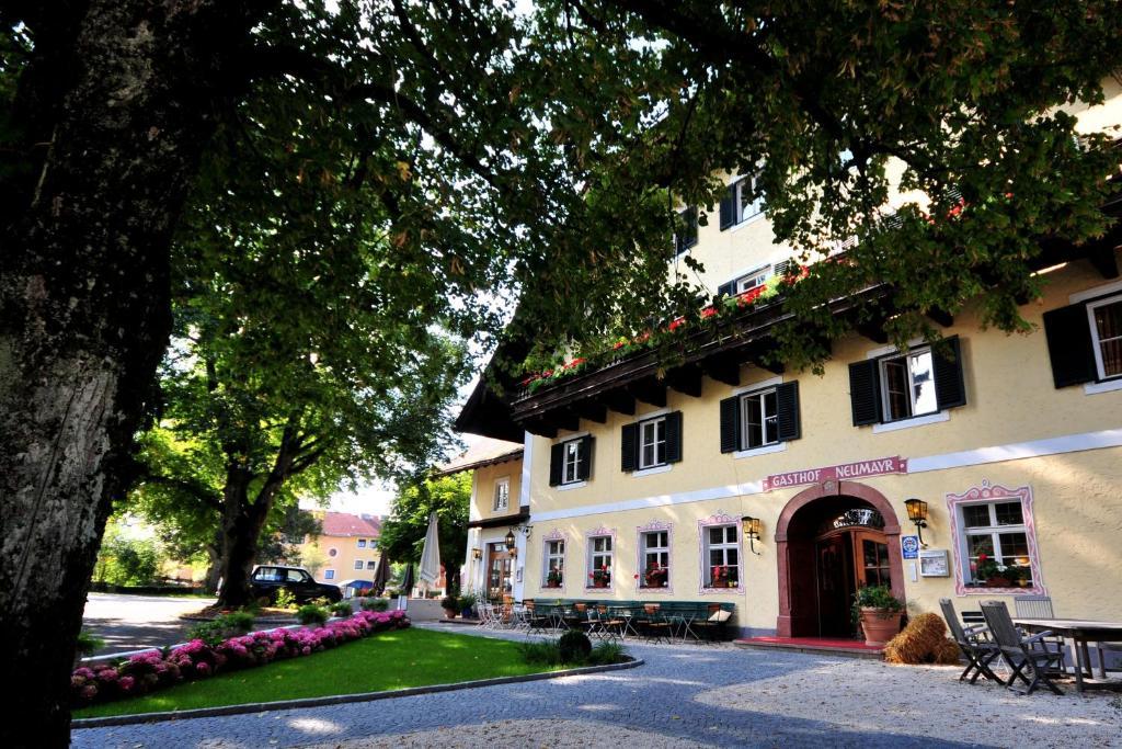 Hotel Gasthof Neumayr โอแบร์ทรุม อัม เซ ภายนอก รูปภาพ
